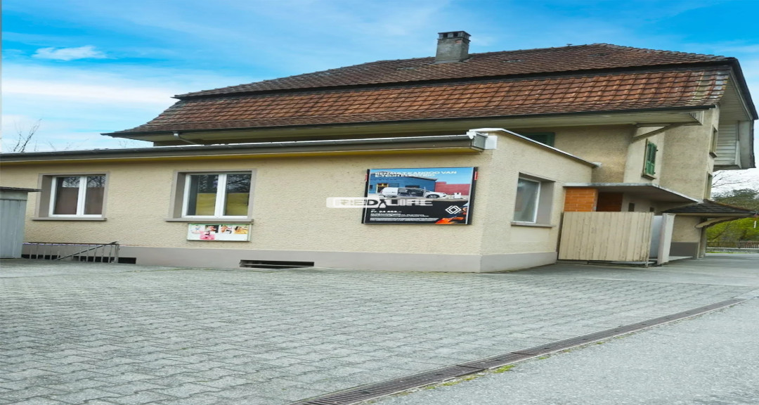 Stabil forgalom, magas kereset, korrekt