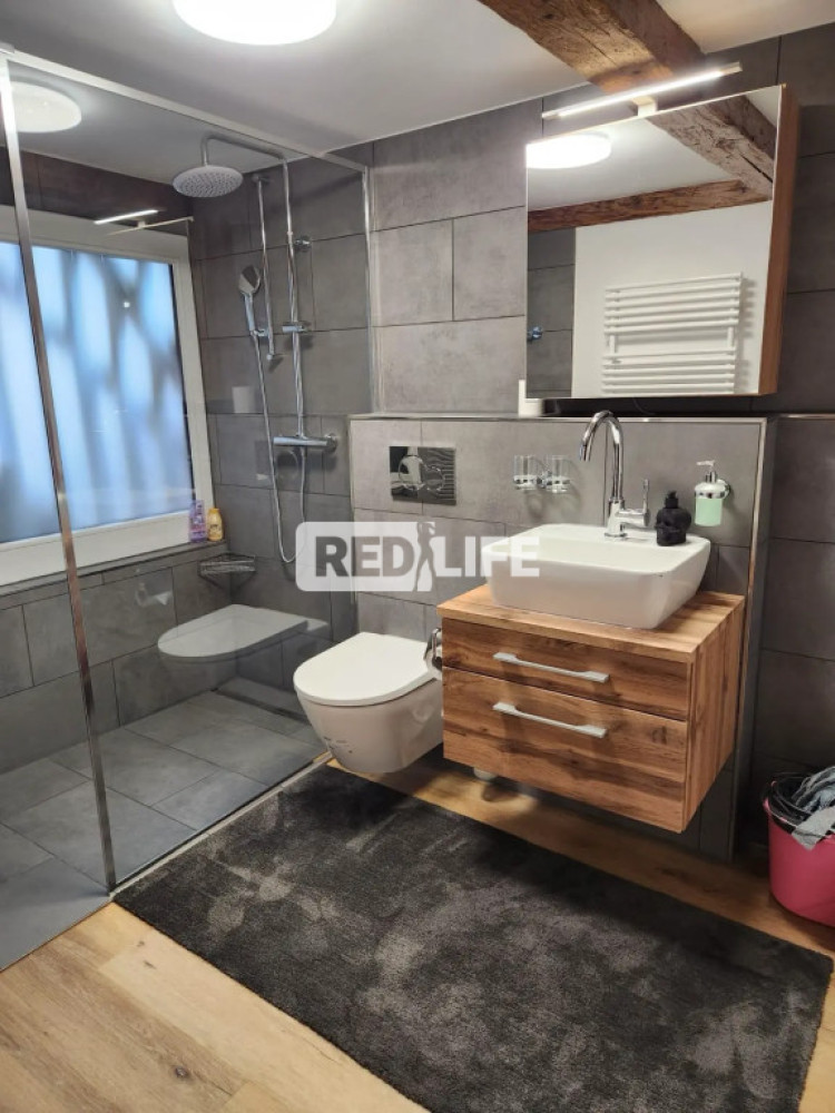 Apartman napi leadó női tulajdonos